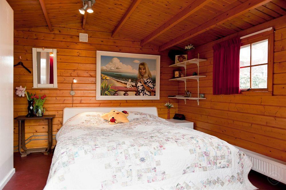 Xaviera'S Bed And Breakfast Амстердам Экстерьер фото
